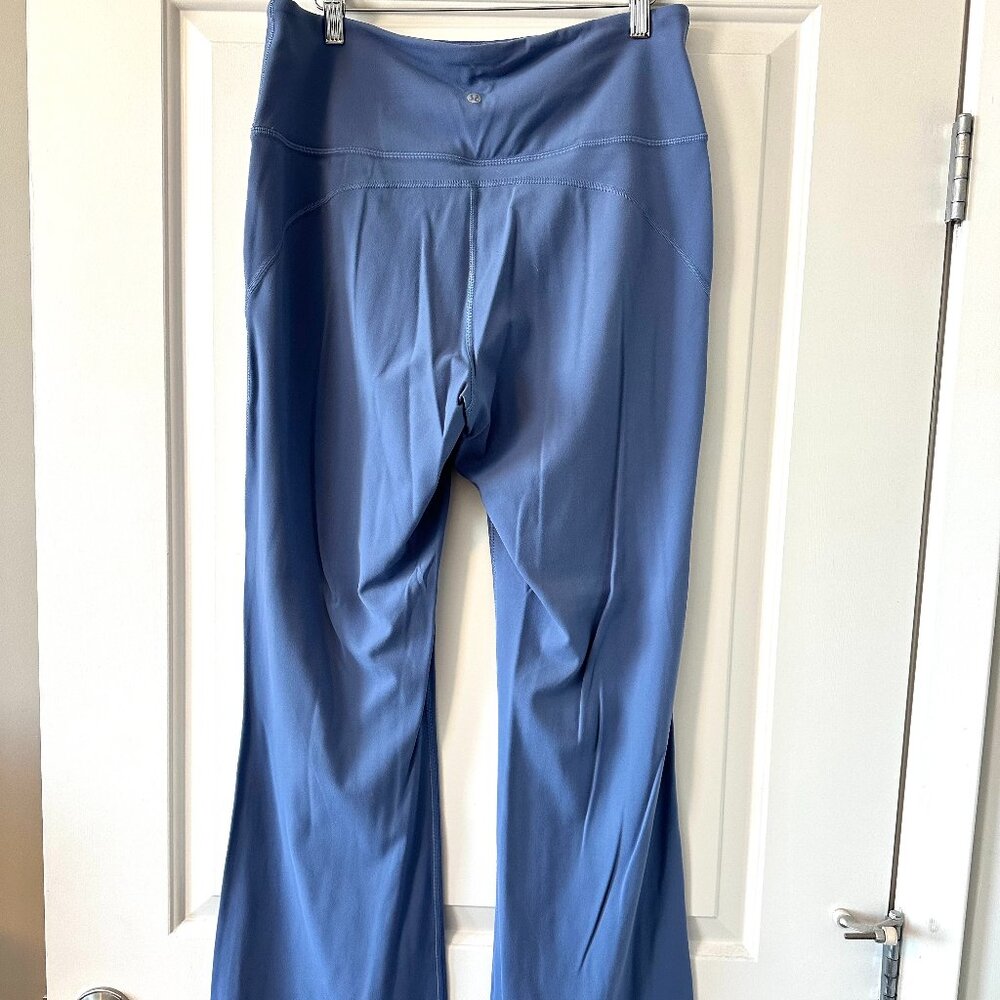 Groove Nulu High-Rise Flared Pant Regular